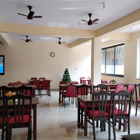 Dom'S Inn Calangute Extérieur photo
